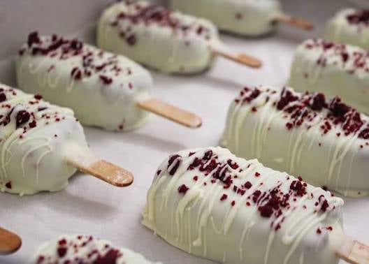 Cake Popsicles